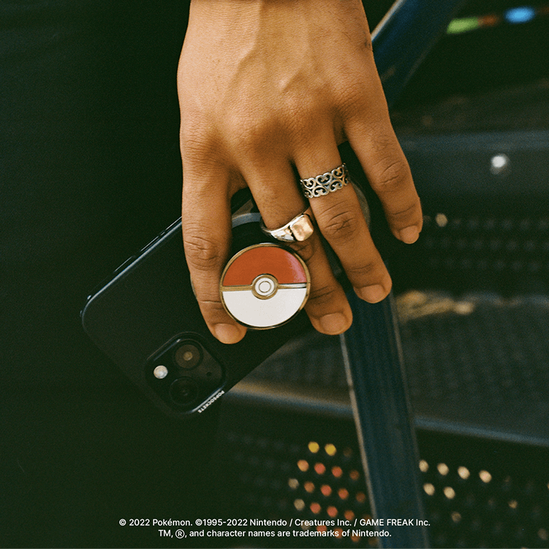 Poké Ball Enamel image number 6